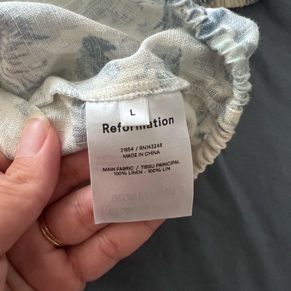 Reformation Blue Rose Off the Shoulder Top - Picture 4 of 4